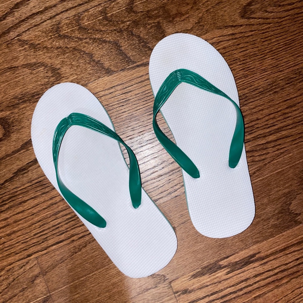 White and Green Foam Flip Flops 6-6.5